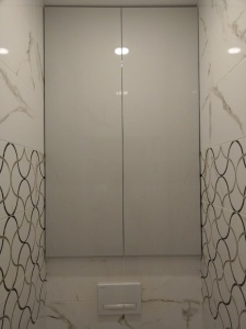 Встроенный шкаф в туалет 3